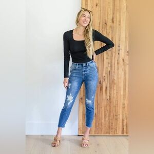 Judy Blue Kyla Destroyed High Waisted Relaxed Fit Med Blue Jeans Size 27 JB82306